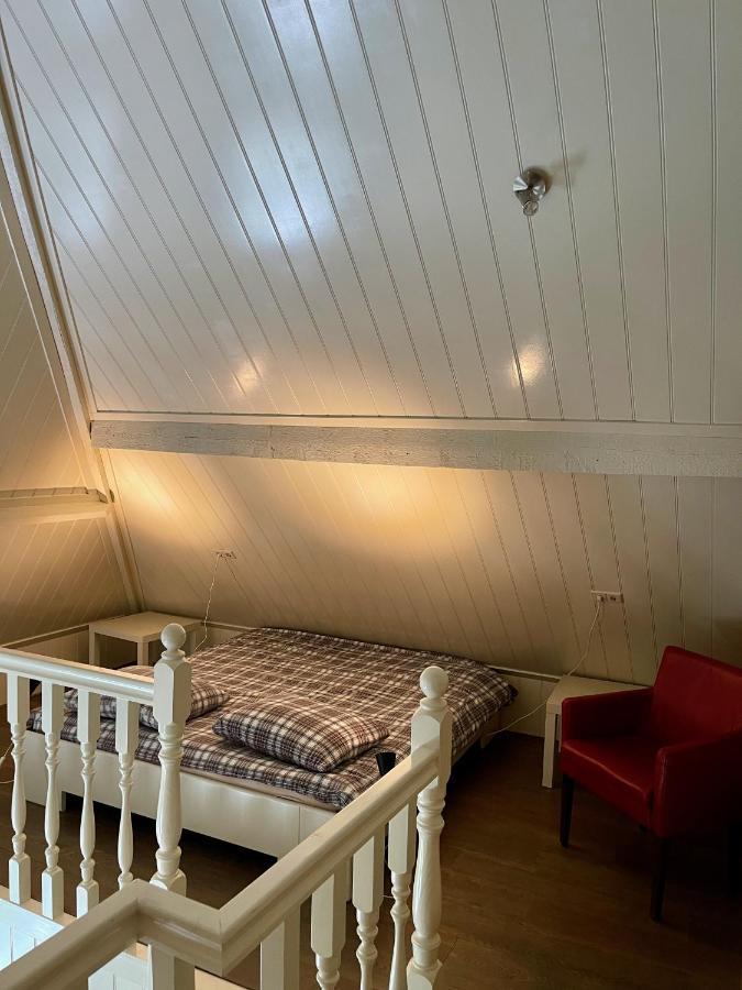 Karibu Het Voorhuis 2 Tot 6 Persoons Luxe Slaapkamers Met Een Mooie Woonkeuken Daarle 外观 照片