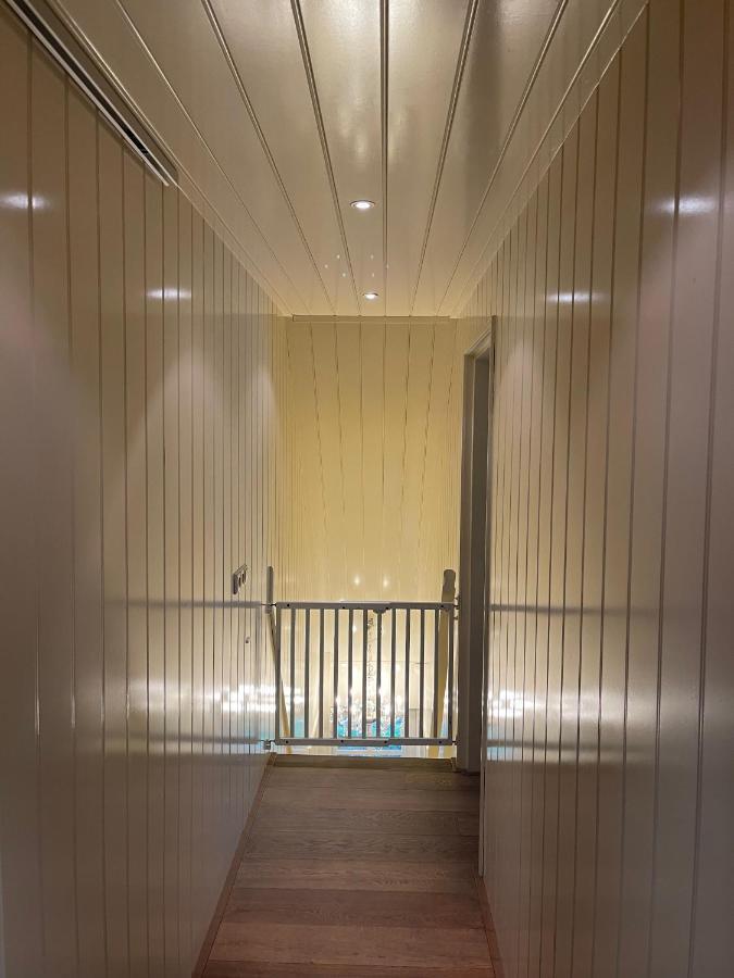 Karibu Het Voorhuis 2 Tot 6 Persoons Luxe Slaapkamers Met Een Mooie Woonkeuken Daarle 外观 照片